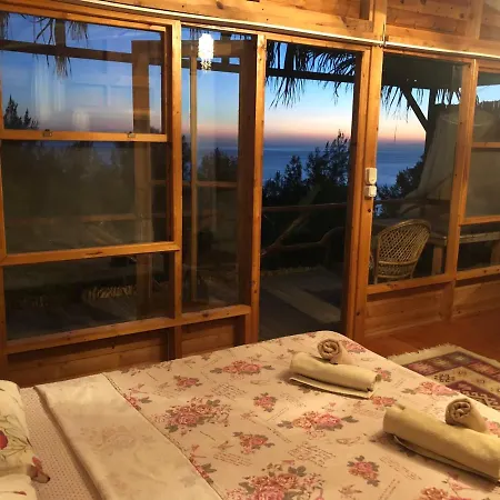 Bed & Breakfast Honey Hill Forest Cabins By The Sea Faralya