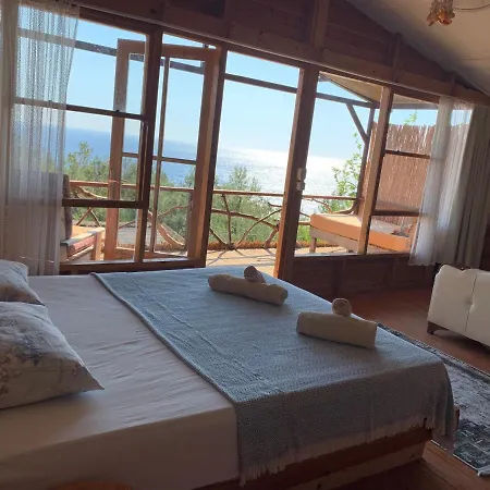 Bed & Breakfast Honey Hill Forest Cabins By The Sea Faralya